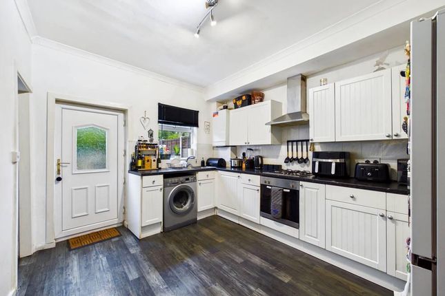18, Robinson Street, Castleford photo 2