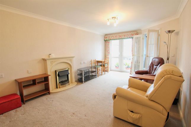 Thumbnail Flat for sale in Goulding Court, Beverley