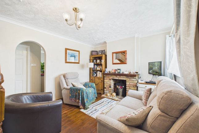 152 High Road, Grays photo 2