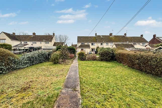 19, Sandhill, Swindon photo 2