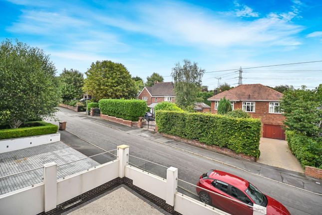 1 Woodstock Drive View To Front (1).Jpg