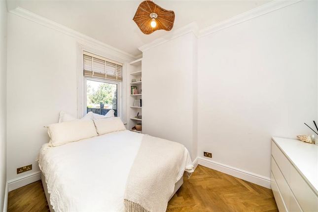 26, Fairthorn Road, London photo 4