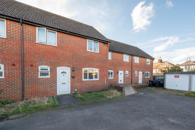 4-bed house on 2 Buck Oast Cottages, Heaton Road, Canterbury, £375,000