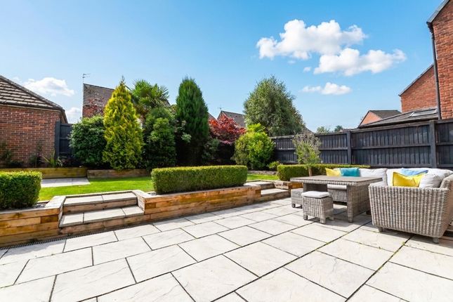 14 Banksman Way, Manchester photo 4