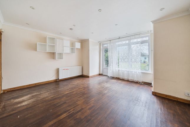 Flat 2, 12, Montpelier Road, London photo 3