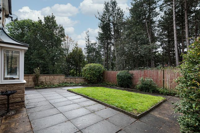 92, Woodlea Avenue, Huddersfield photo 4