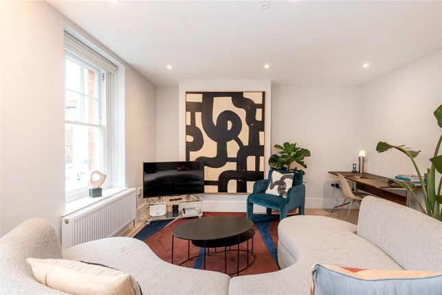 Flat to rent in Marylebone Lane, Marylebone, London