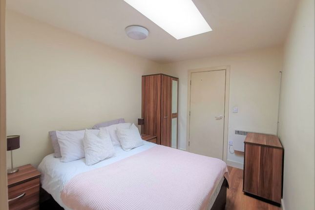 Flat for sale in Apartment, The Spinning House, Blakeridge Lane, Batley