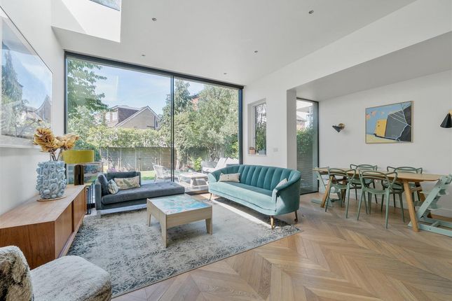 43, Hardinge Road, London photo 3