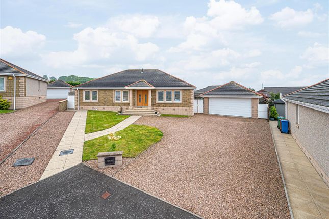Thumbnail Detached bungalow for sale in 12 Luscar Place, Gowkhall