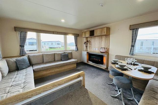 Thumbnail Mobile/park home for sale in Loggans Road, Loggans, Hayle