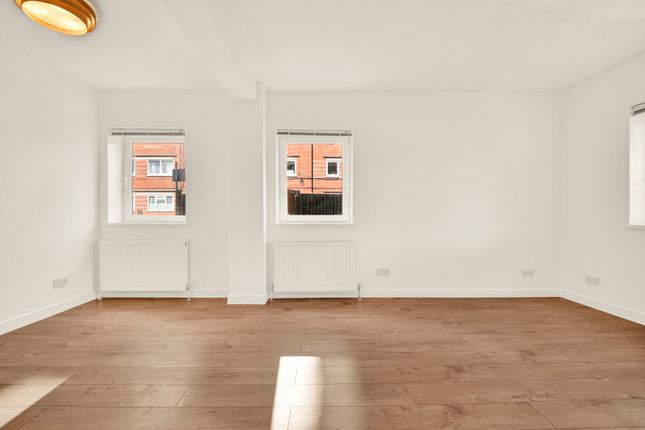 56,, Godley VC House, London photo 2
