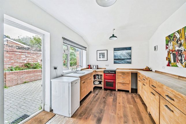 26, Paradise Road, Devon photo 3