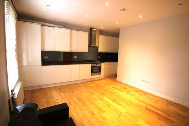 Thumbnail Flat to rent in High Street, London