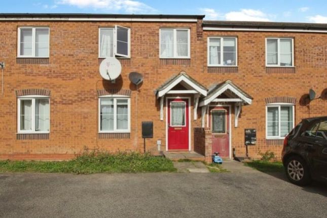 1955_Cor111981_Img_06_0000_Max_656x437