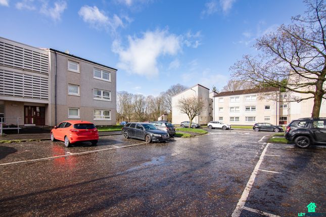 Flat for sale in Cairnhill Drive, Glasgow