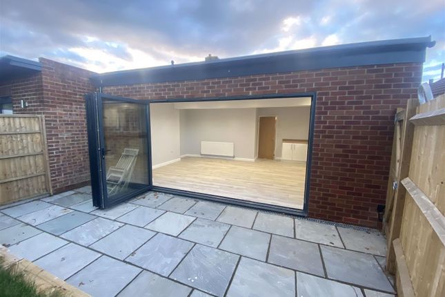 59, Harold Road, Fareham photo 4