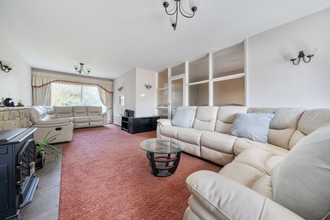 10 Home Road, Bedford photo 4