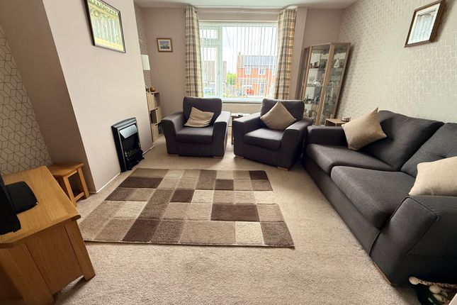 98 Marsh Lane, Yeovil photo 4