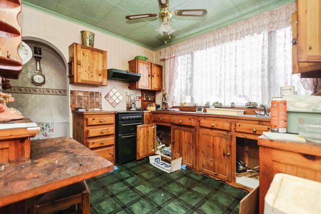 24, Rodlington Avenue, West Midlands photo 3