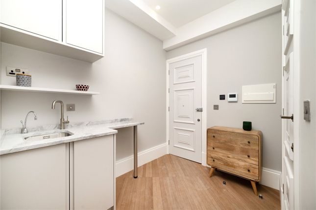 Suite 5 Ottilie House, 1, Montserrat Road, London photo 2