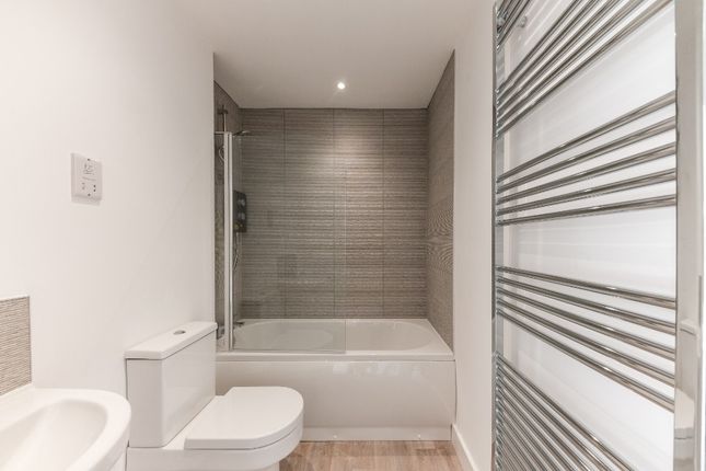 7, Taddington Mews, Harworth photo 4