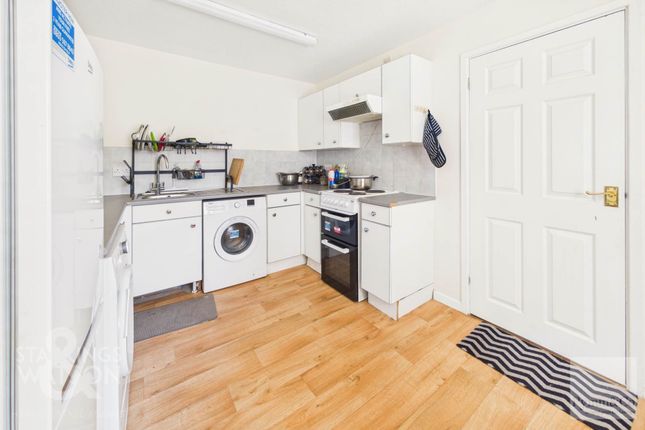 50, Ryders Way, Diss photo 4