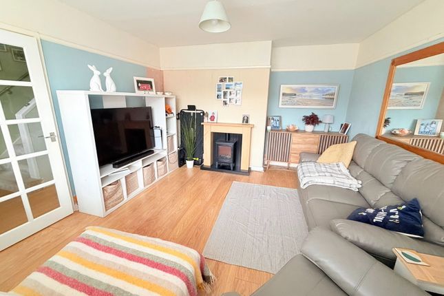 19, Bents Avenue, Stockport photo 4