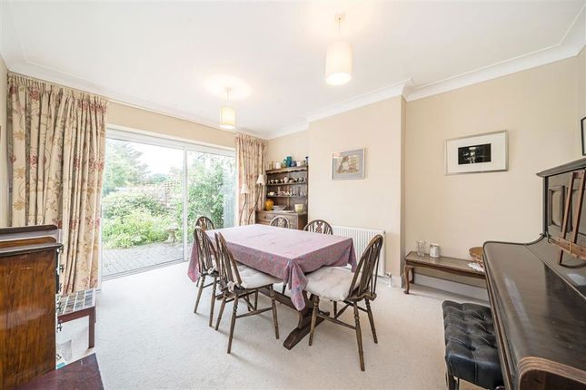7, Woolacombe Road, London photo 4