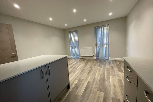 Flat 4 Boyles House,, Steel Close, Newbury photo 4