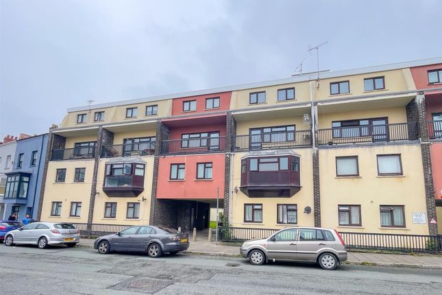 59 College Court, Haverfordwest photo 4