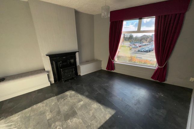 Thumbnail Flat to rent in Comberton Road, Kidderminster