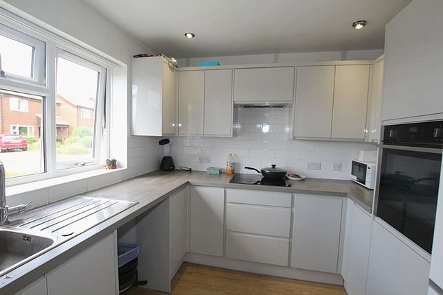 14, Ganwick Close, Haverhill photo 3