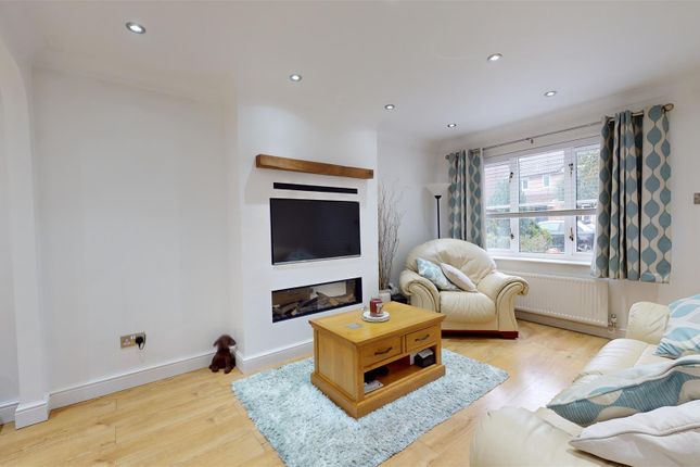 53, Naishes Avenue, Bath photo 3