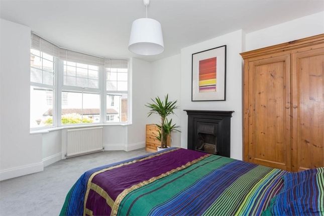 60, Lansdown Road, Gerrards Cross photo 4