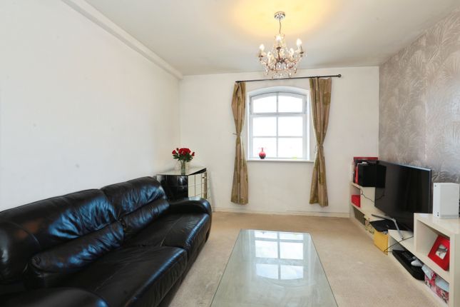 42, Hartley Court, Stoke-on-Trent photo 4