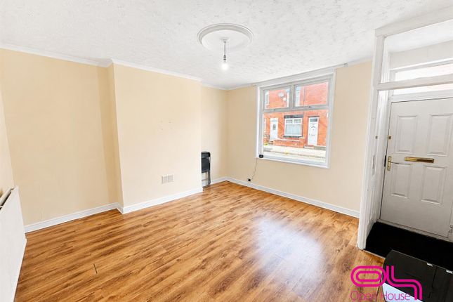 23, Cecilia Street, Bolton photo 2