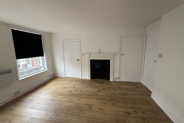 Flat 6, 43 King Street, Great Yarmouth photo 3