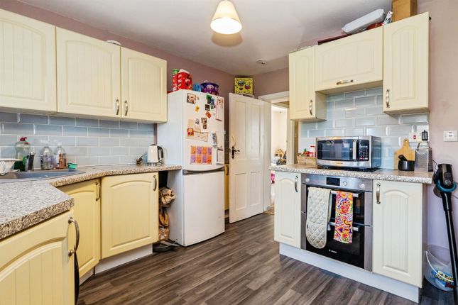 2, Westholme, Louth Road, Market Rasen photo 2