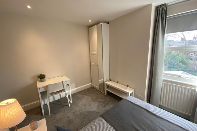 Room 4, Maidstone photo 3