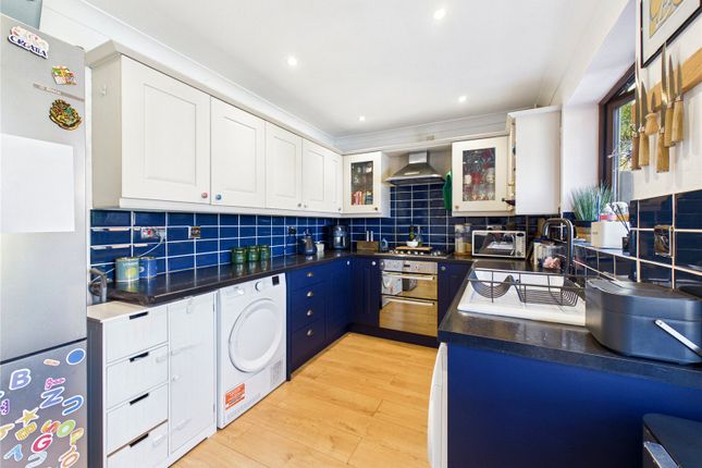 8, Mill Close, Felixstowe photo 4