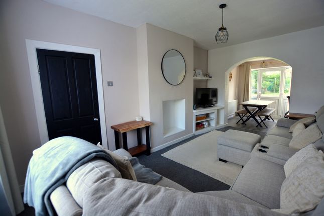 59, Moorfield Avenue, Denton photo 4