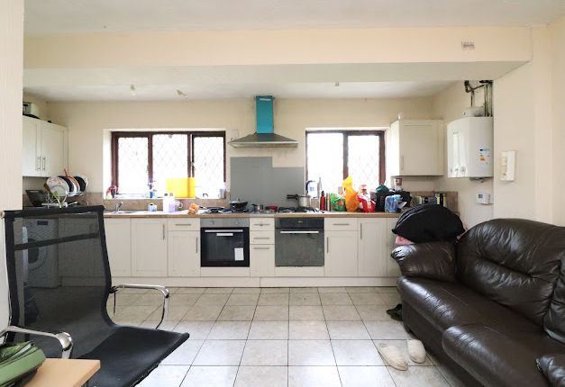 32, Granby Grove, Southampton photo 4