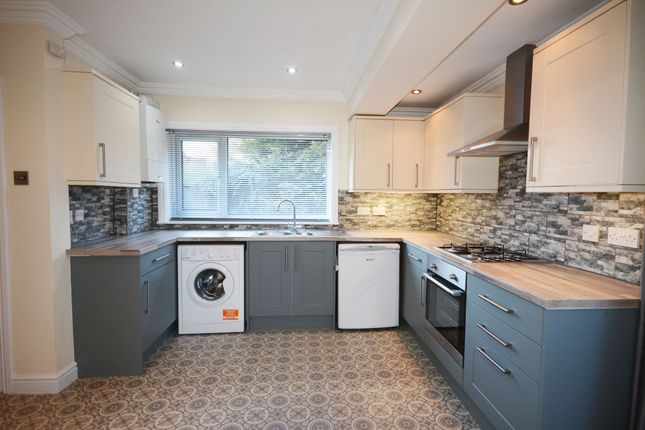 16 Chudleigh Road, York photo 4