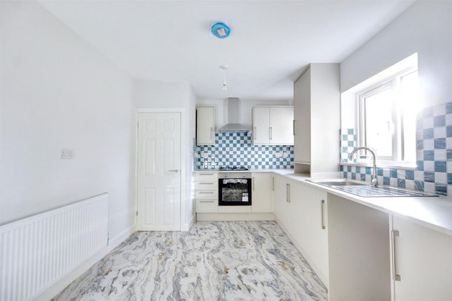 11, Clifford Avenue, Nottingham photo 3