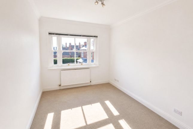 5, Beech House, Saffron Walden, Essex photo 5