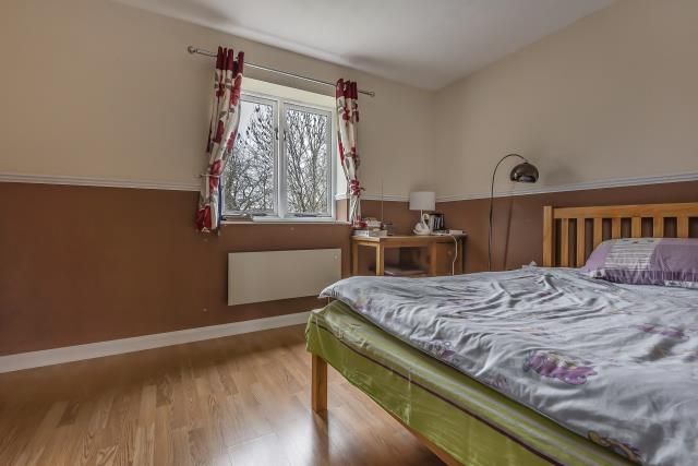 40, Washford Glen, Didcot photo 5