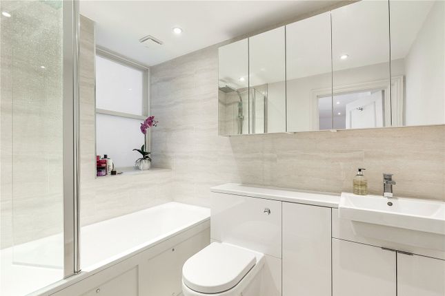 Flat B, 26, Lower Sloane Street, London photo 3