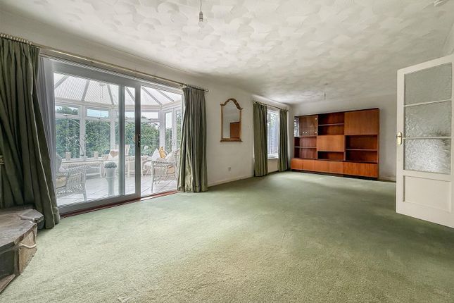 135, Hill Road, Fareham photo 2