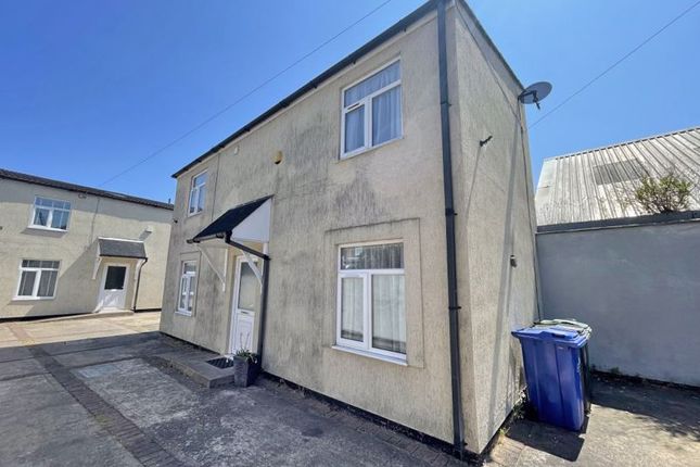 Thumbnail Detached house for sale in Warneford Road, Cleethorpes